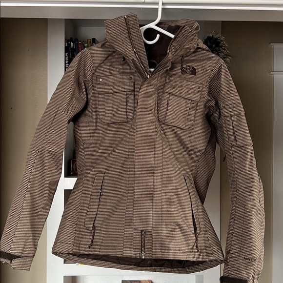 North Face Brown/beige Houndstooth Ski Jacket with faux fur hood - Picture 1 of 8